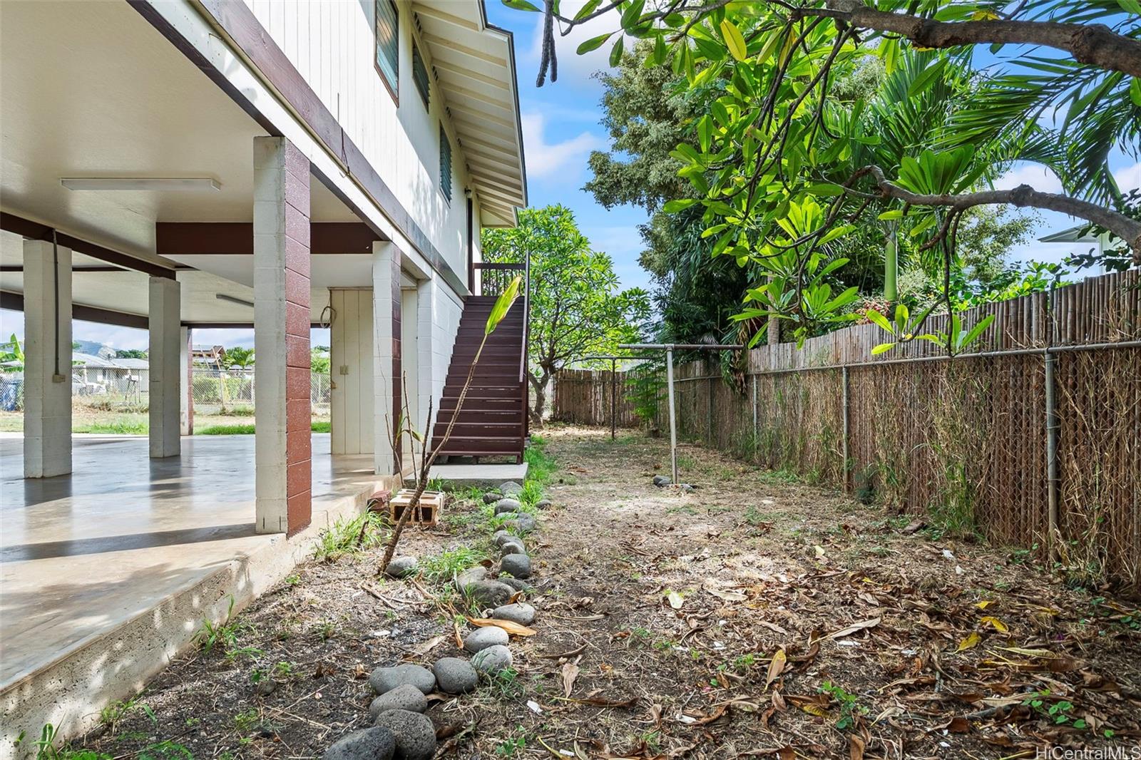 84-725  Hanalei Street Makaha, Leeward home - photo 19 of 25