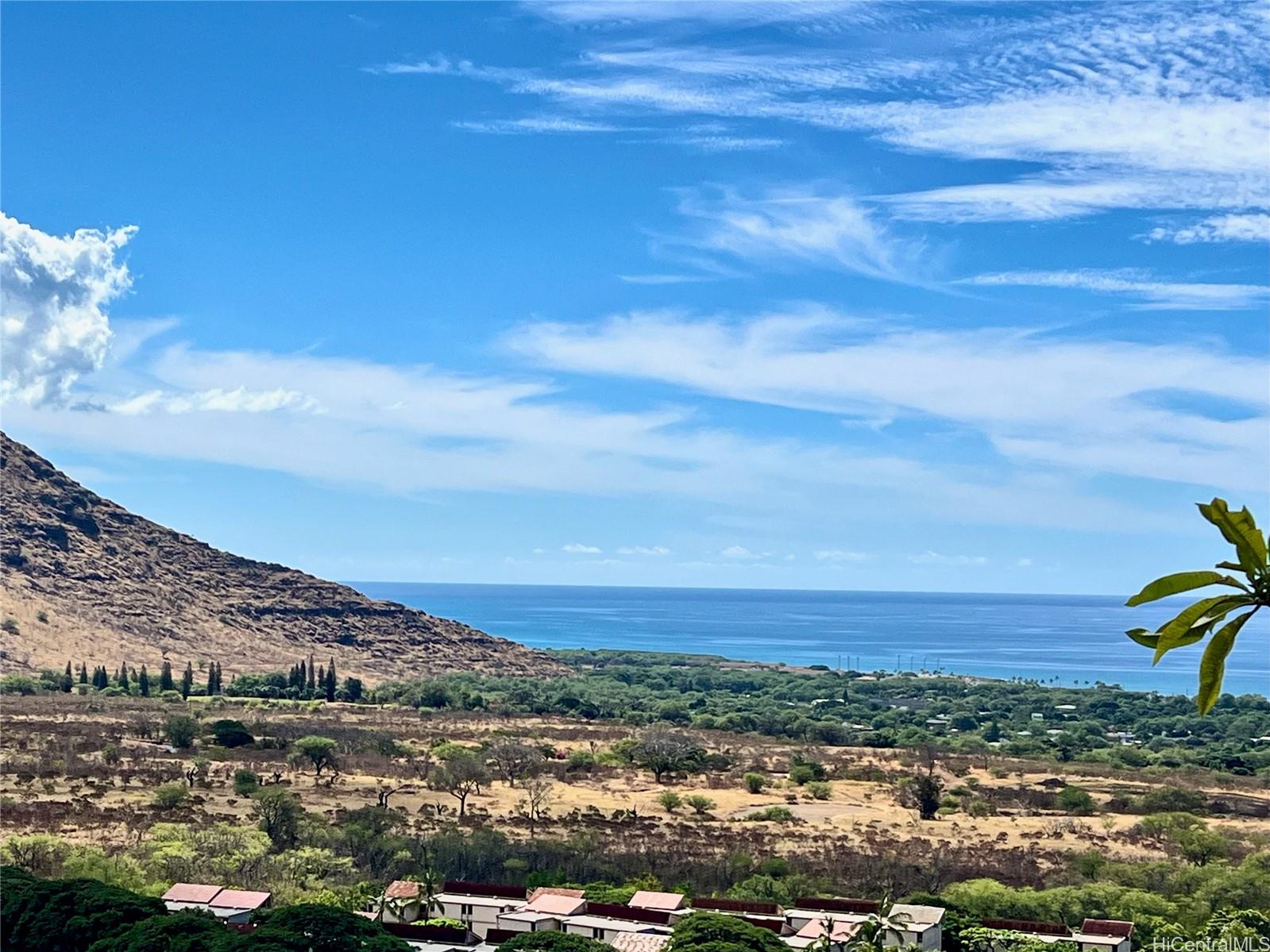 Makaha Valley Towers condo # 1129, Waianae, Hawaii - photo 2 of 12