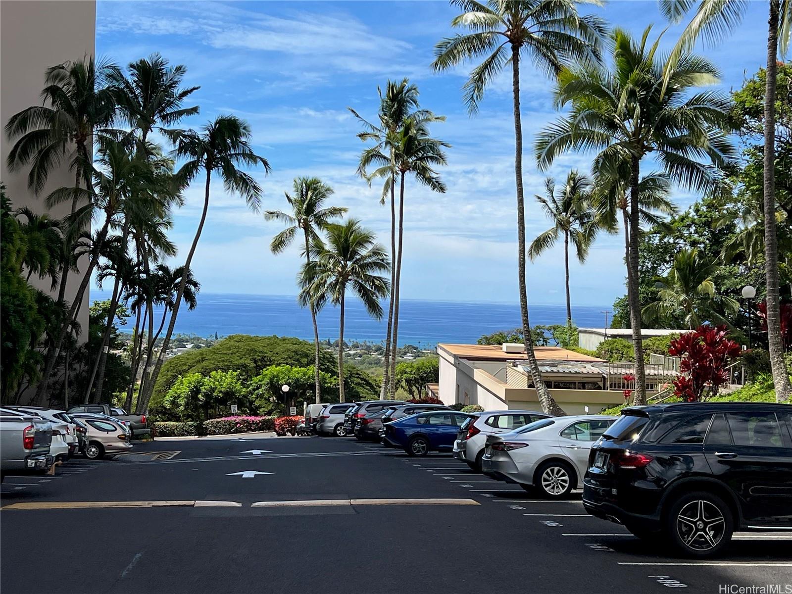 Makaha Valley Towers condo # 1129, Waianae, Hawaii - photo 11 of 12