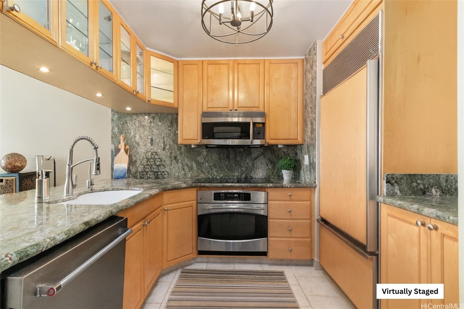 Makaha Valley Towers condo # 1330, Waianae, Hawaii - photo 5 of 14