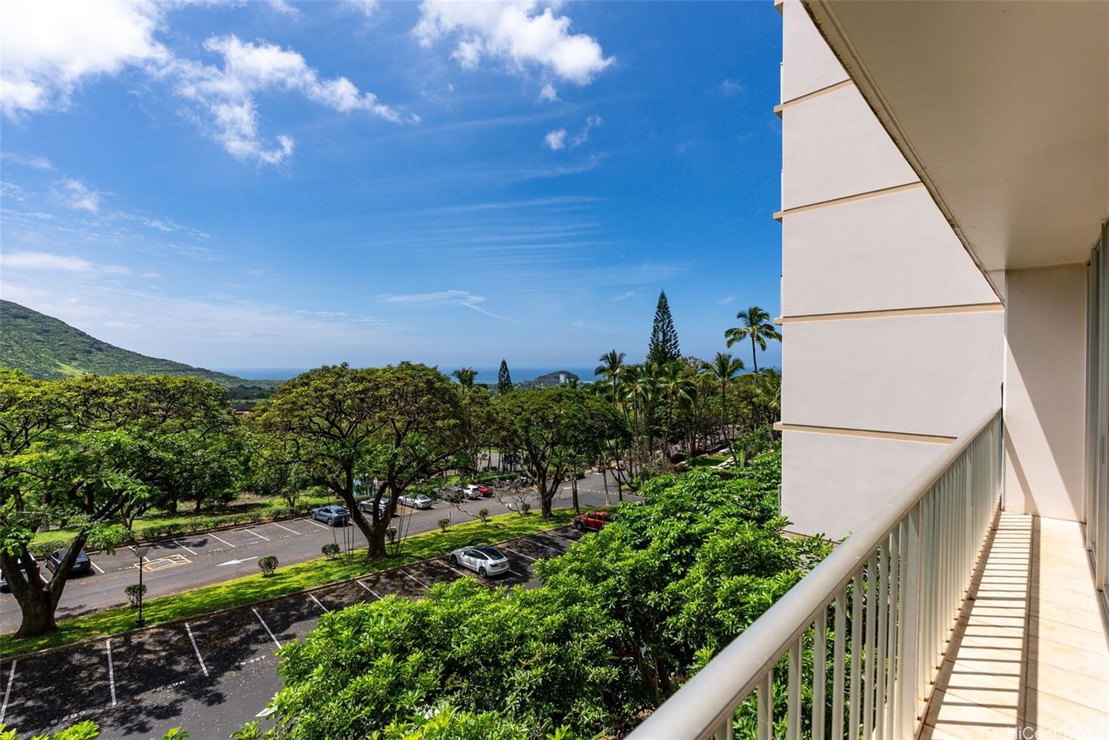 Makaha Valley Towers condo # 330, Waianae, Hawaii - photo 2 of 25