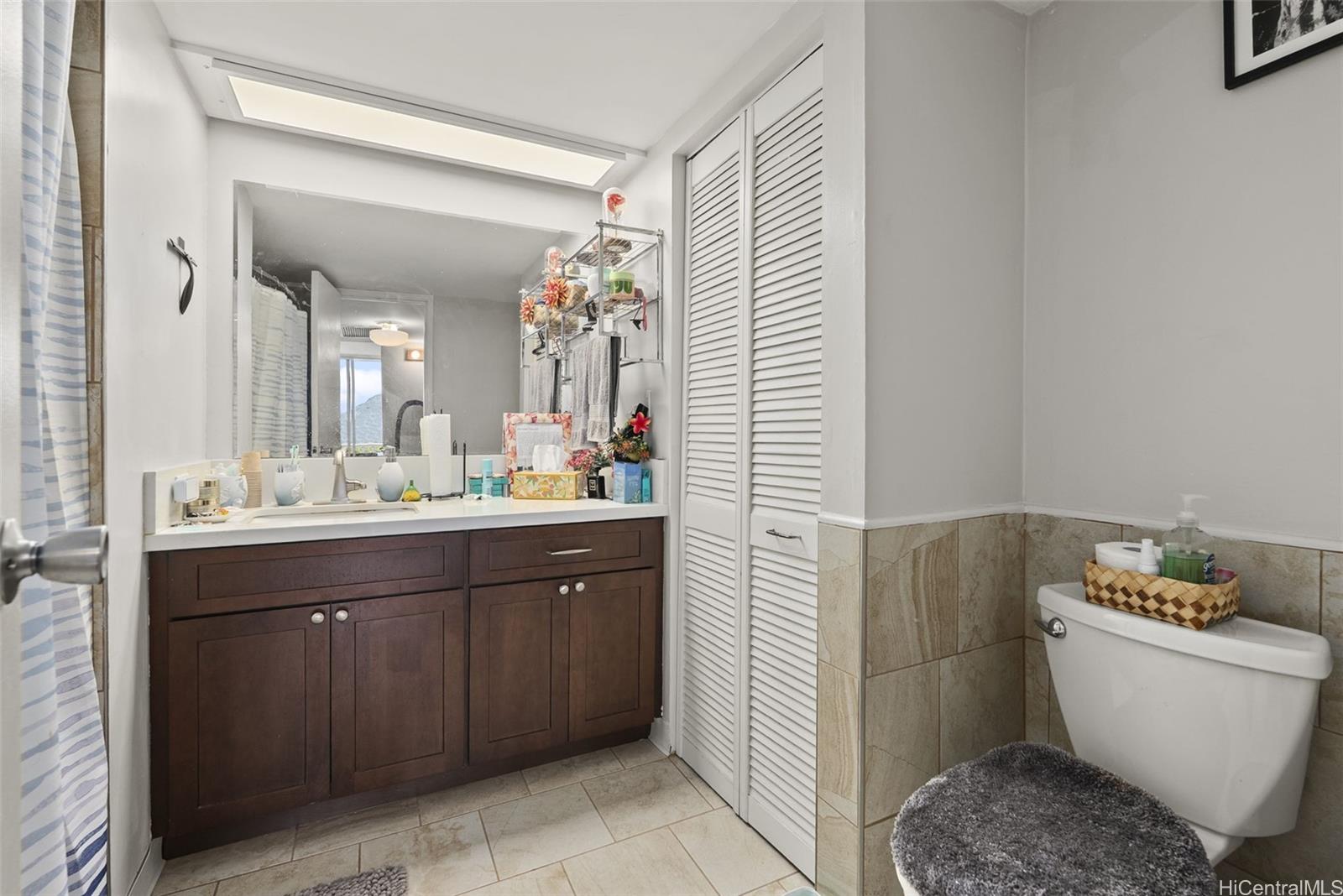 Makaha Valley Towers condo # 330, Waianae, Hawaii - photo 20 of 25