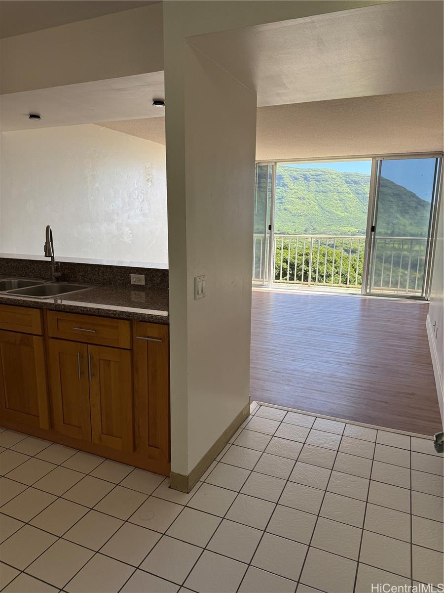 Makaha Valley Towers condo # 427, Waianae, Hawaii - photo 2 of 10