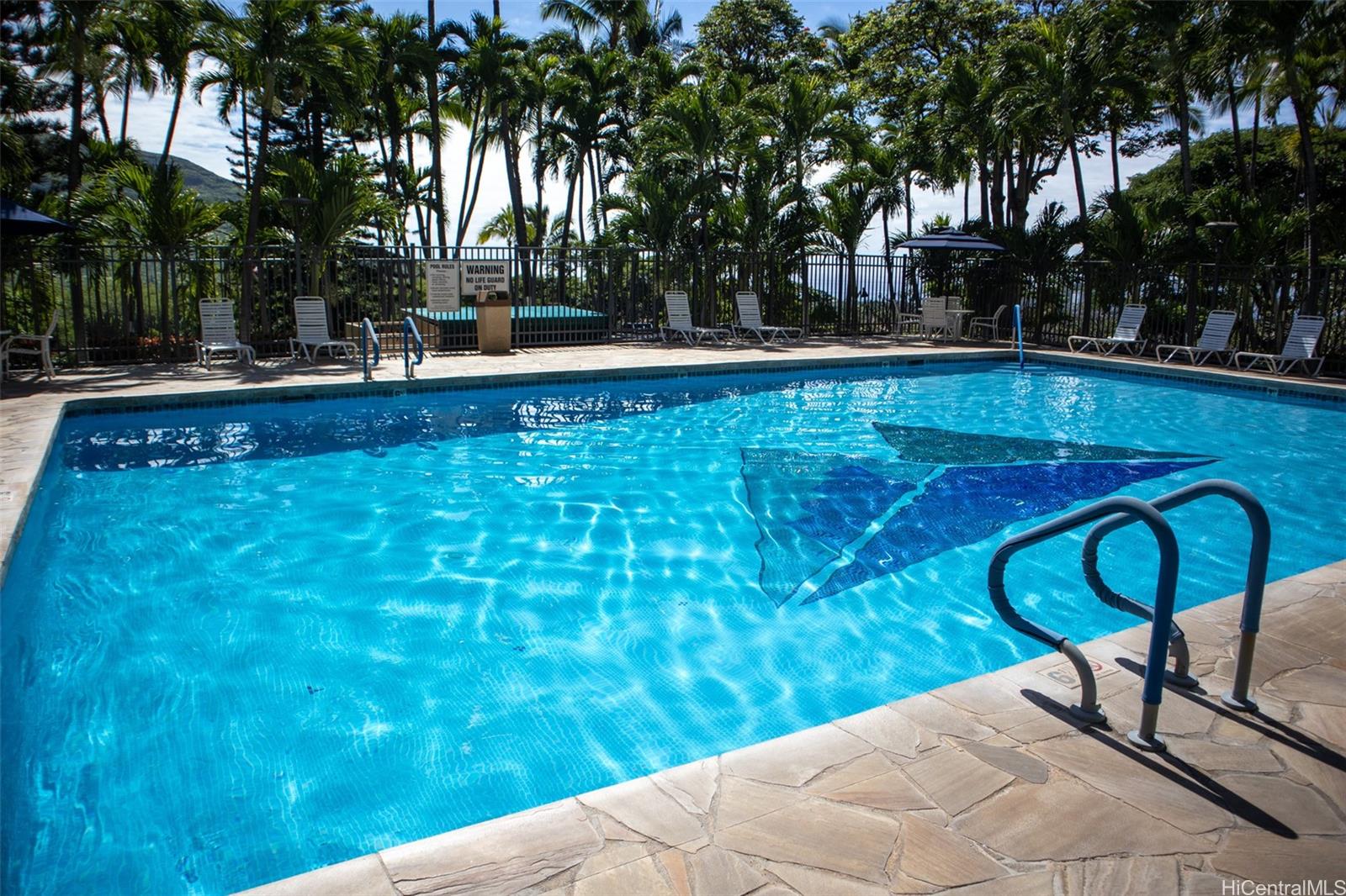 Makaha Valley Towers condo # 427, Waianae, Hawaii - photo 12 of 16