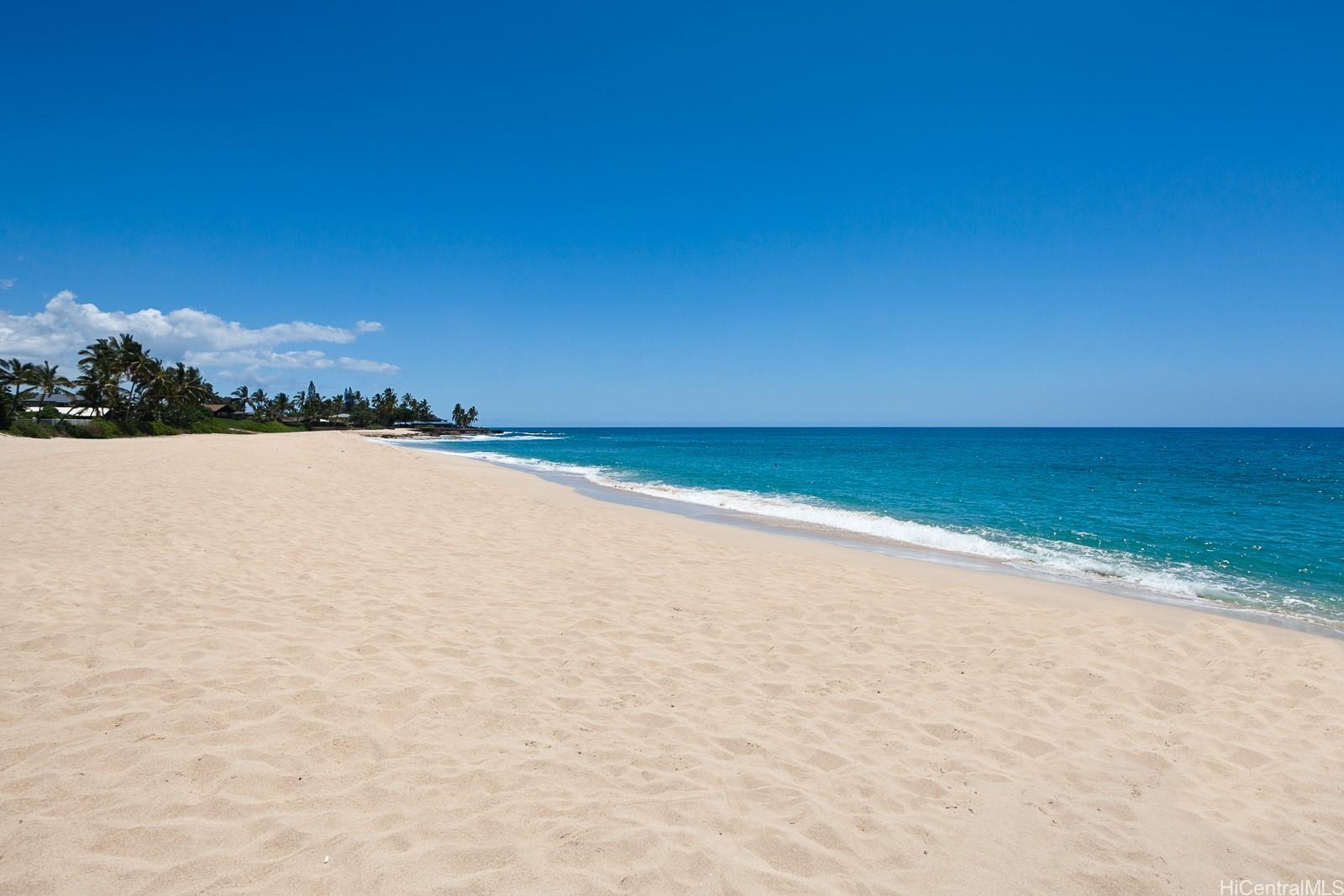 Makaha Valley Towers condo # 427, Waianae, Hawaii - photo 16 of 16