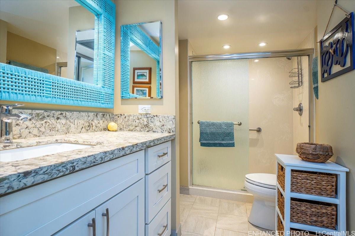 Makaha Valley Towers condo # 729, Waianae, Hawaii - photo 11 of 15