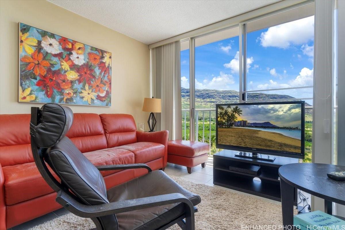 Makaha Valley Towers condo # 729, Waianae, Hawaii - photo 5 of 15