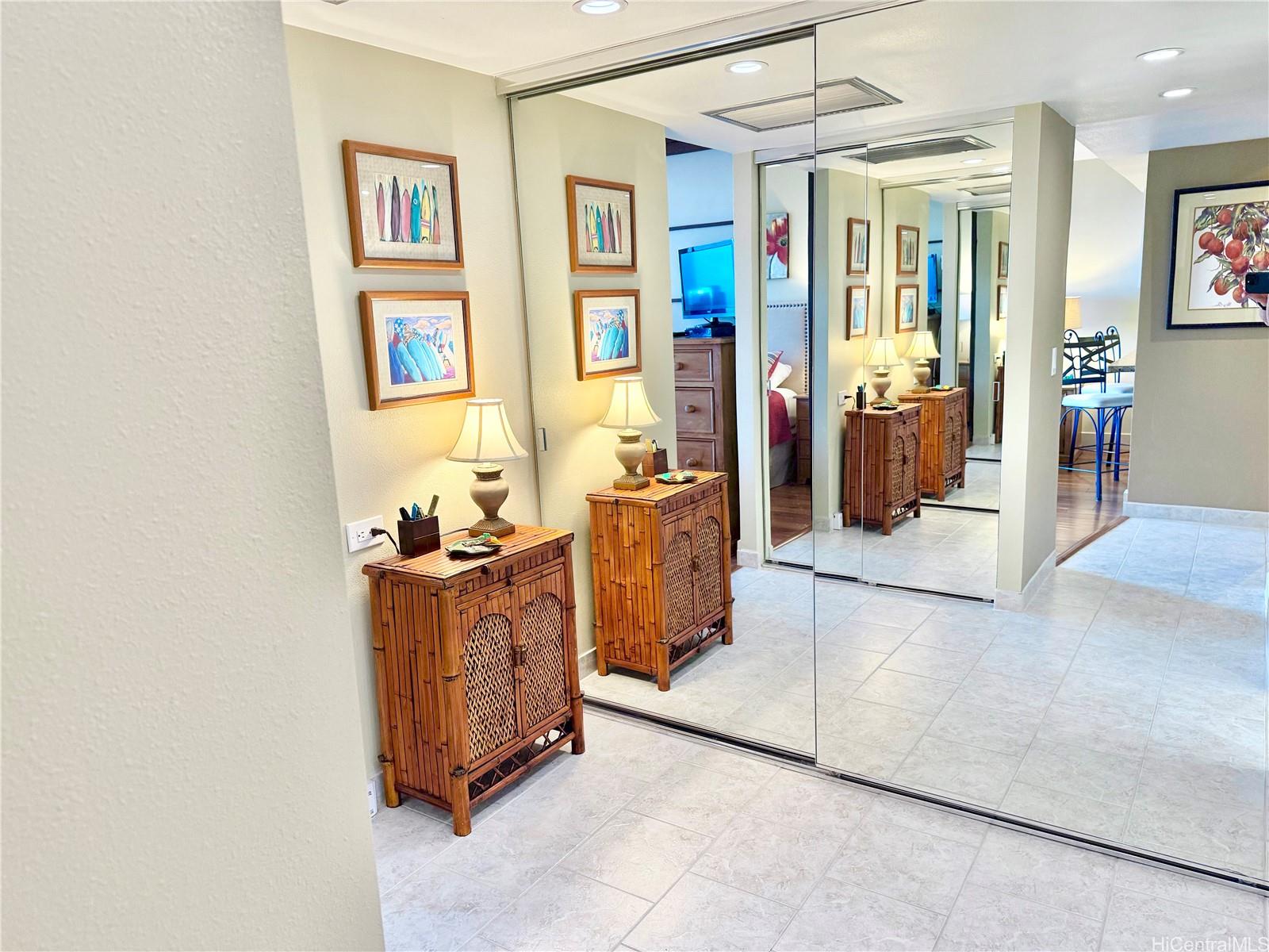 Makaha Valley Towers condo # G1125, Waianae, Hawaii - photo 12 of 21