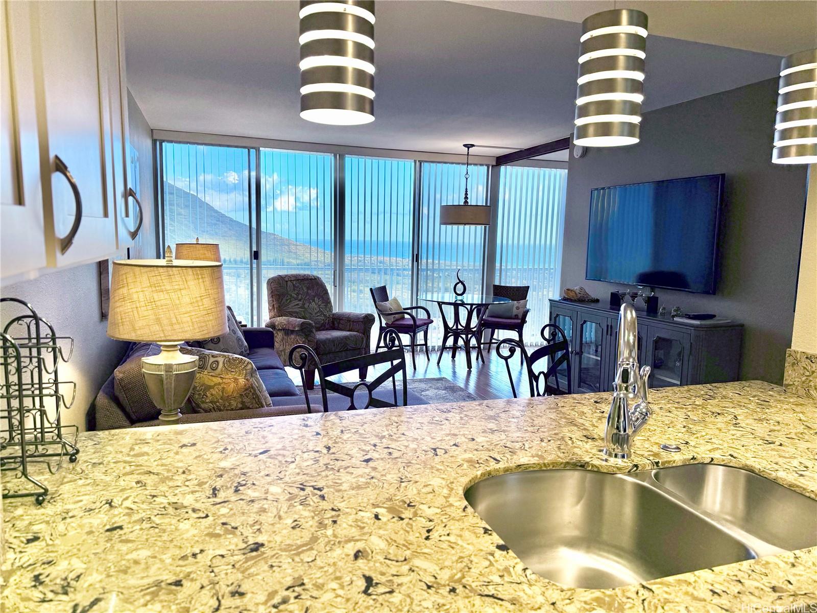 Makaha Valley Towers condo # G1125, Waianae, Hawaii - photo 4 of 21