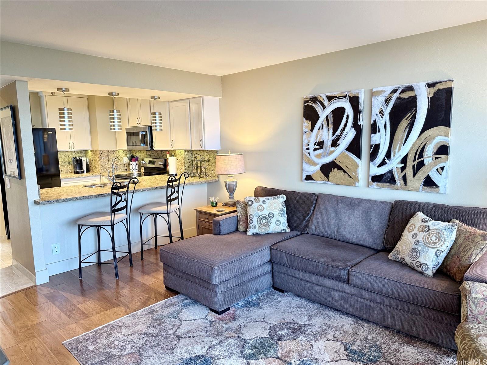 Makaha Valley Towers condo # G1125, Waianae, Hawaii - photo 5 of 21