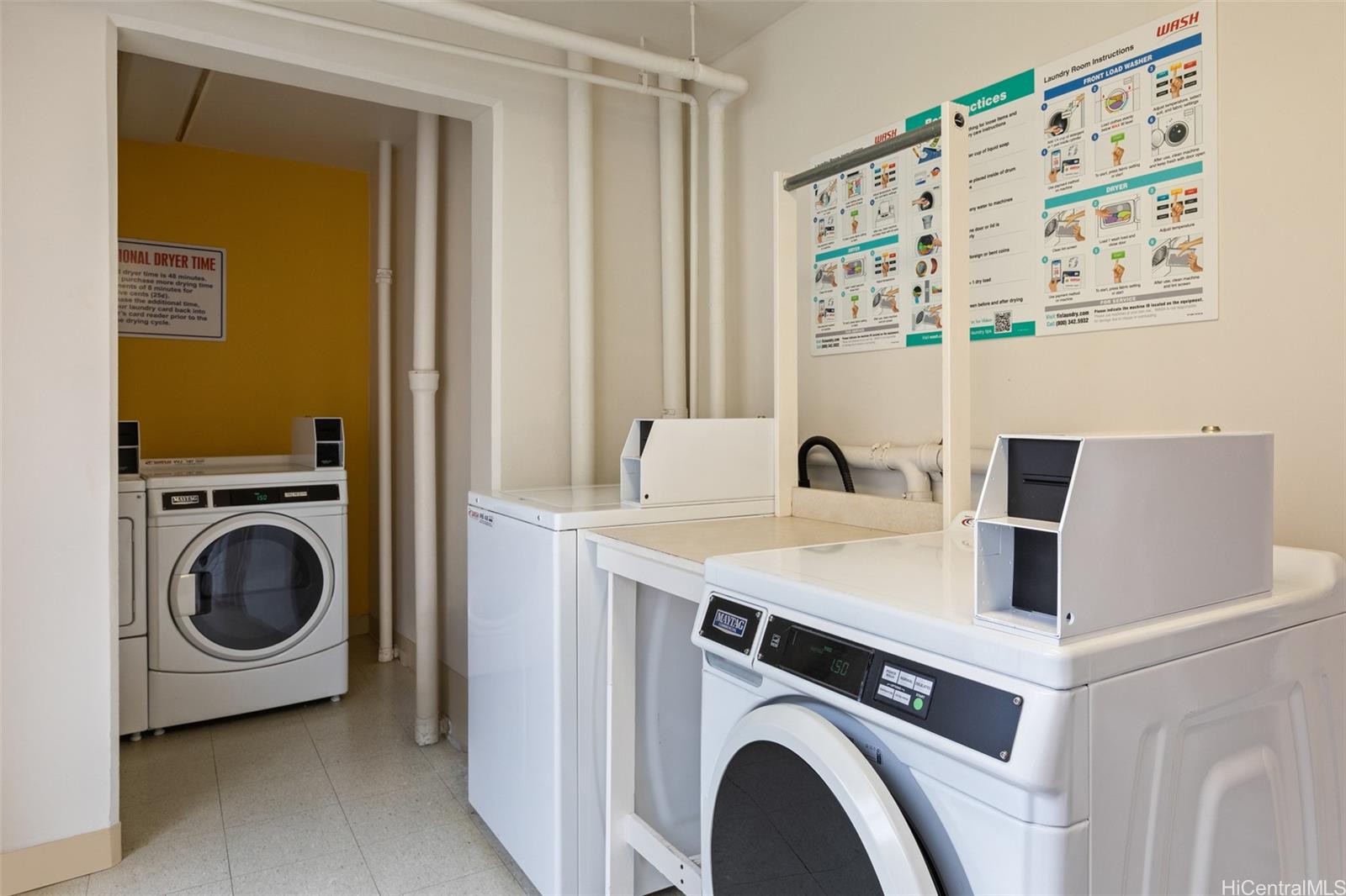 Makaha Valley Towers condo # G1127, Waianae, Hawaii - photo 11 of 15