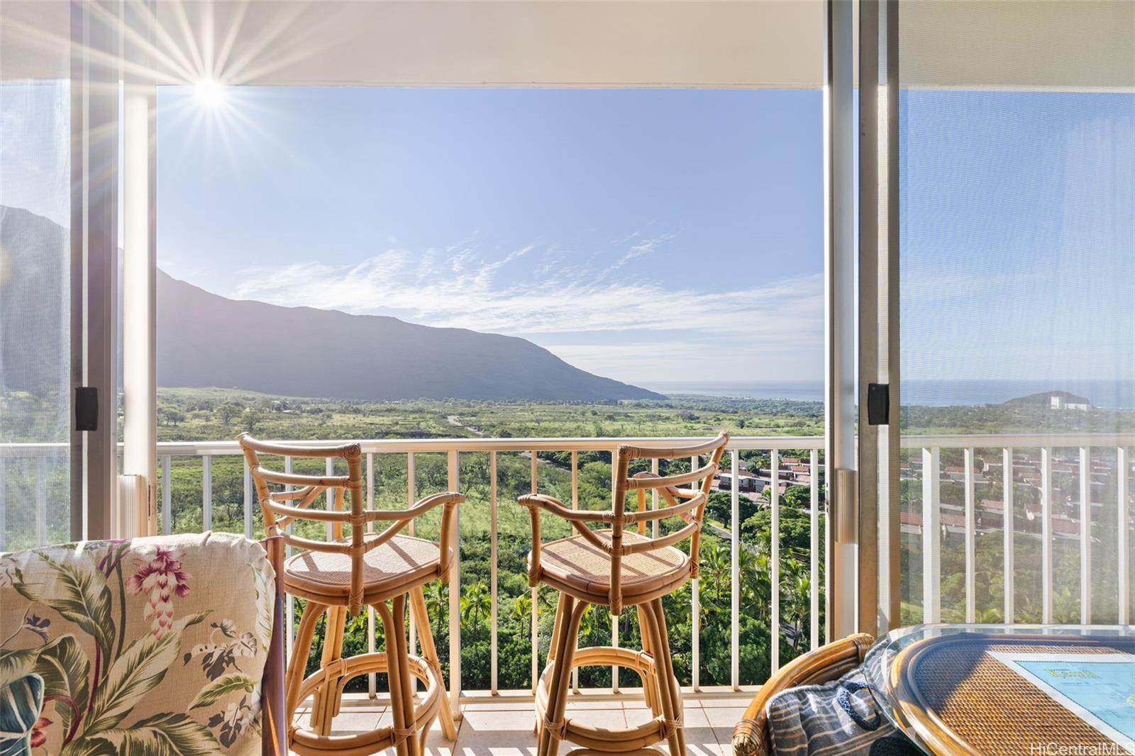 Makaha Valley Towers condo # G1127, Waianae, Hawaii - photo 3 of 15