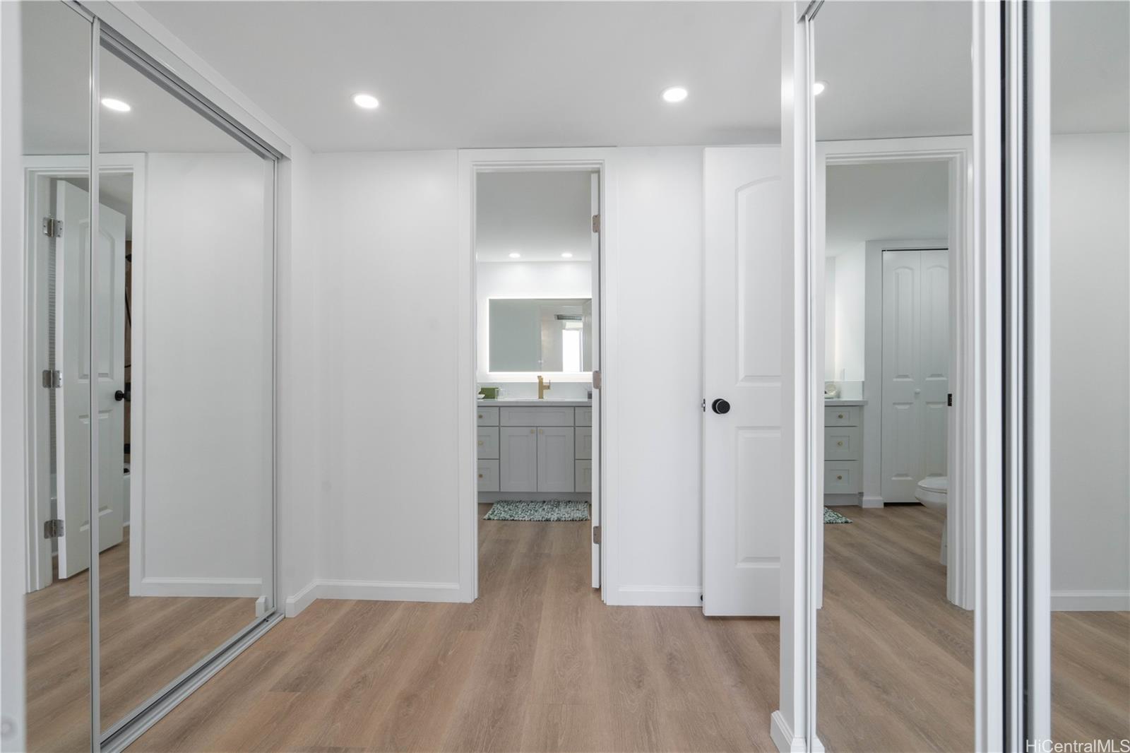 Makaha Valley Towers condo # G725, Waianae, Hawaii - photo 11 of 20