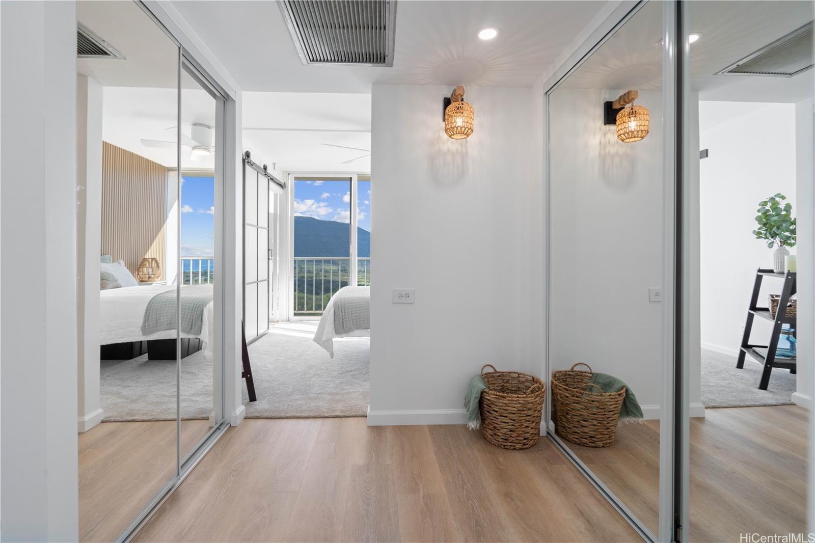 Makaha Valley Towers condo # G725, Waianae, Hawaii - photo 12 of 20