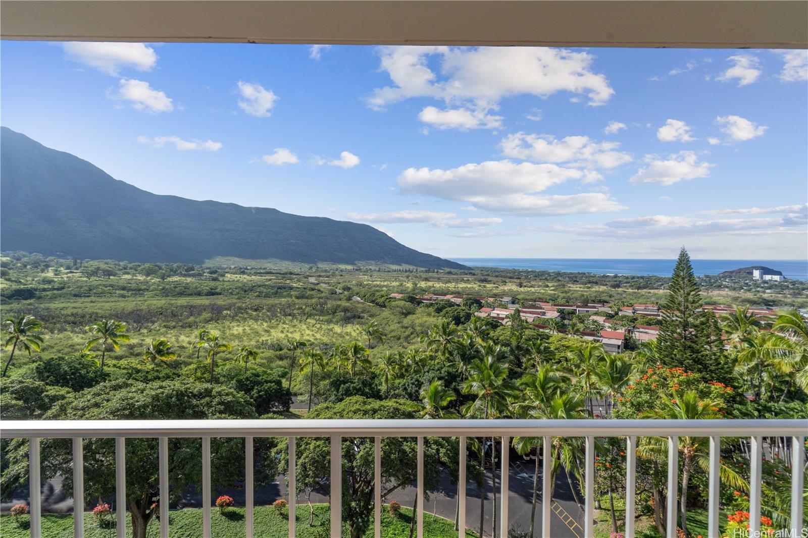 Makaha Valley Towers condo # G725, Waianae, Hawaii - photo 16 of 20