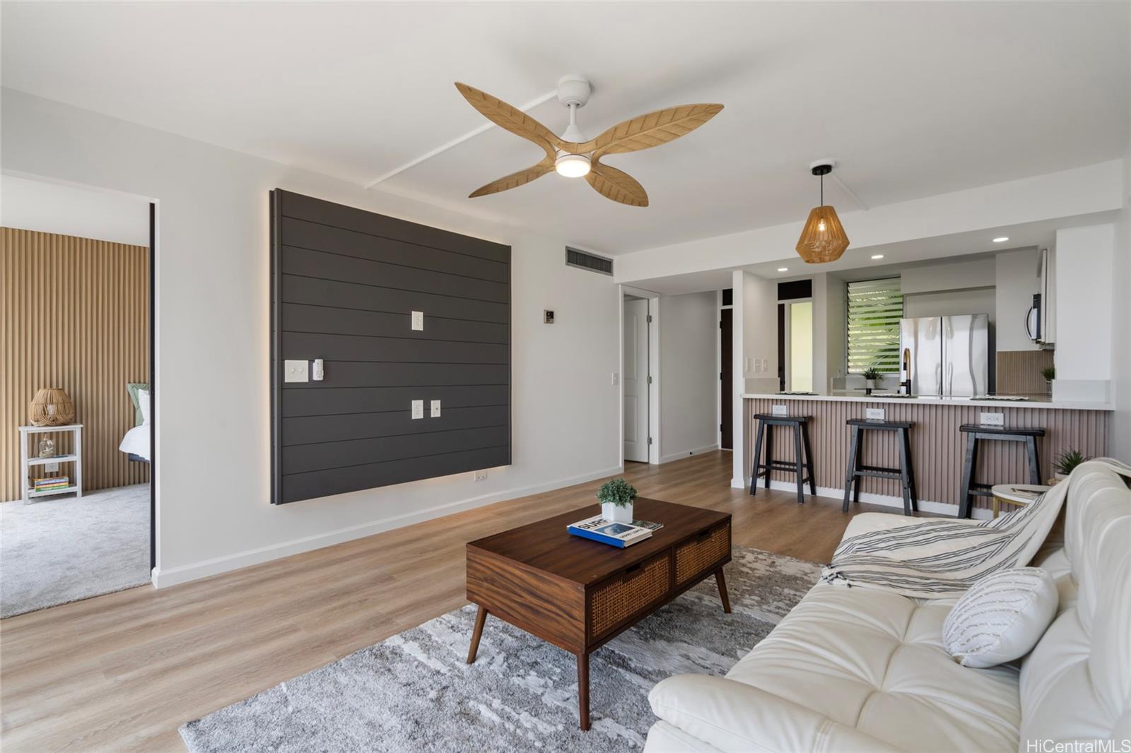 Makaha Valley Towers condo # G725, Waianae, Hawaii - photo 5 of 20