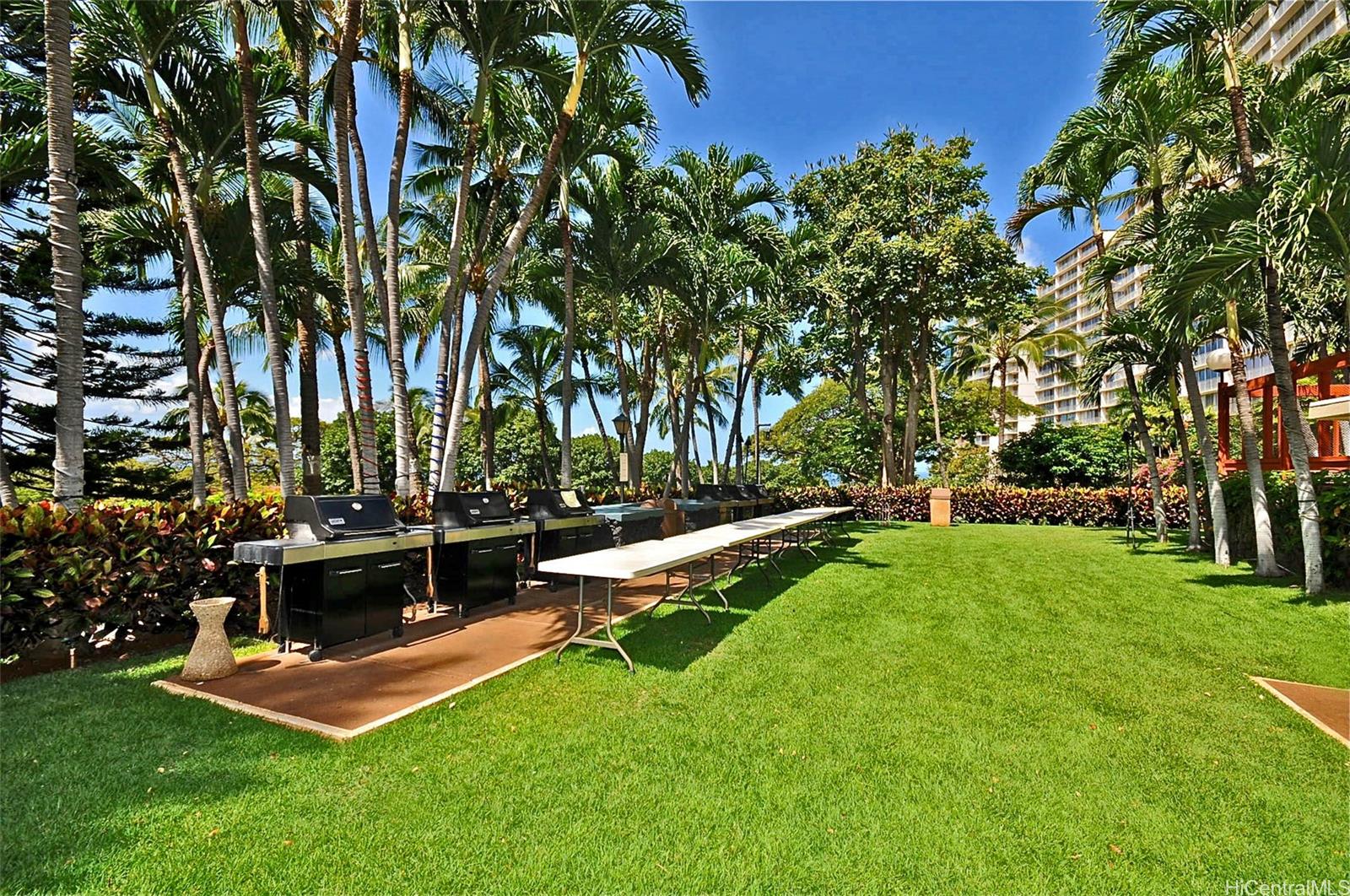 Makaha Valley Towers condo # G828, Waianae, Hawaii - photo 14 of 25