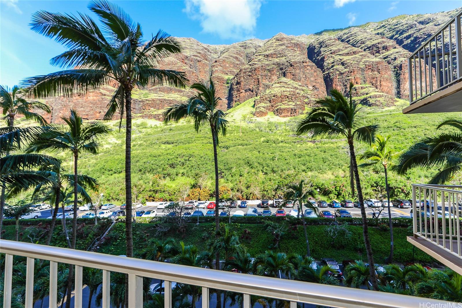 Makaha Valley Towers condo # G828, Waianae, Hawaii - photo 17 of 25