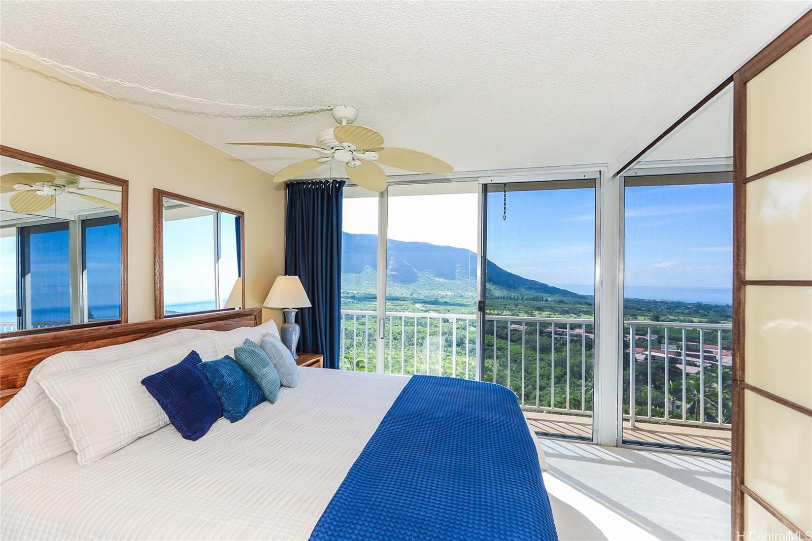 Makaha Valley Towers condo # G828, Waianae, Hawaii - photo 6 of 25