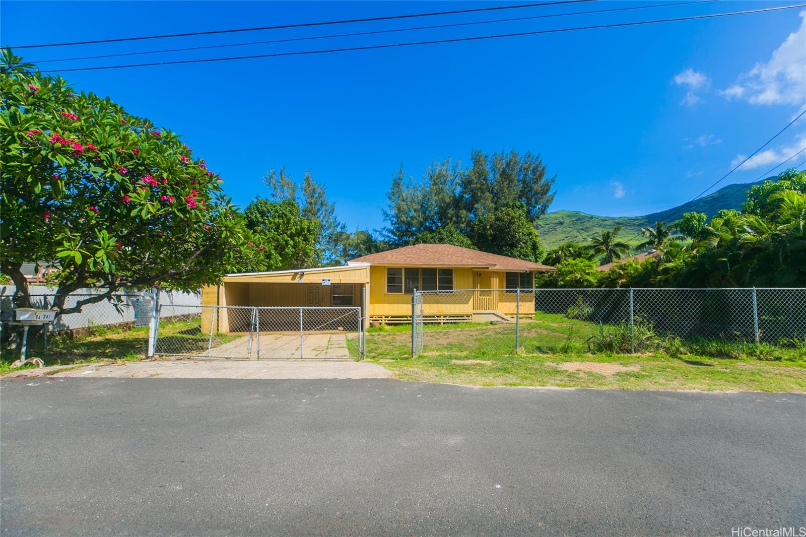 84-743  Moua St Makaha, Leeward home - photo 16 of 25