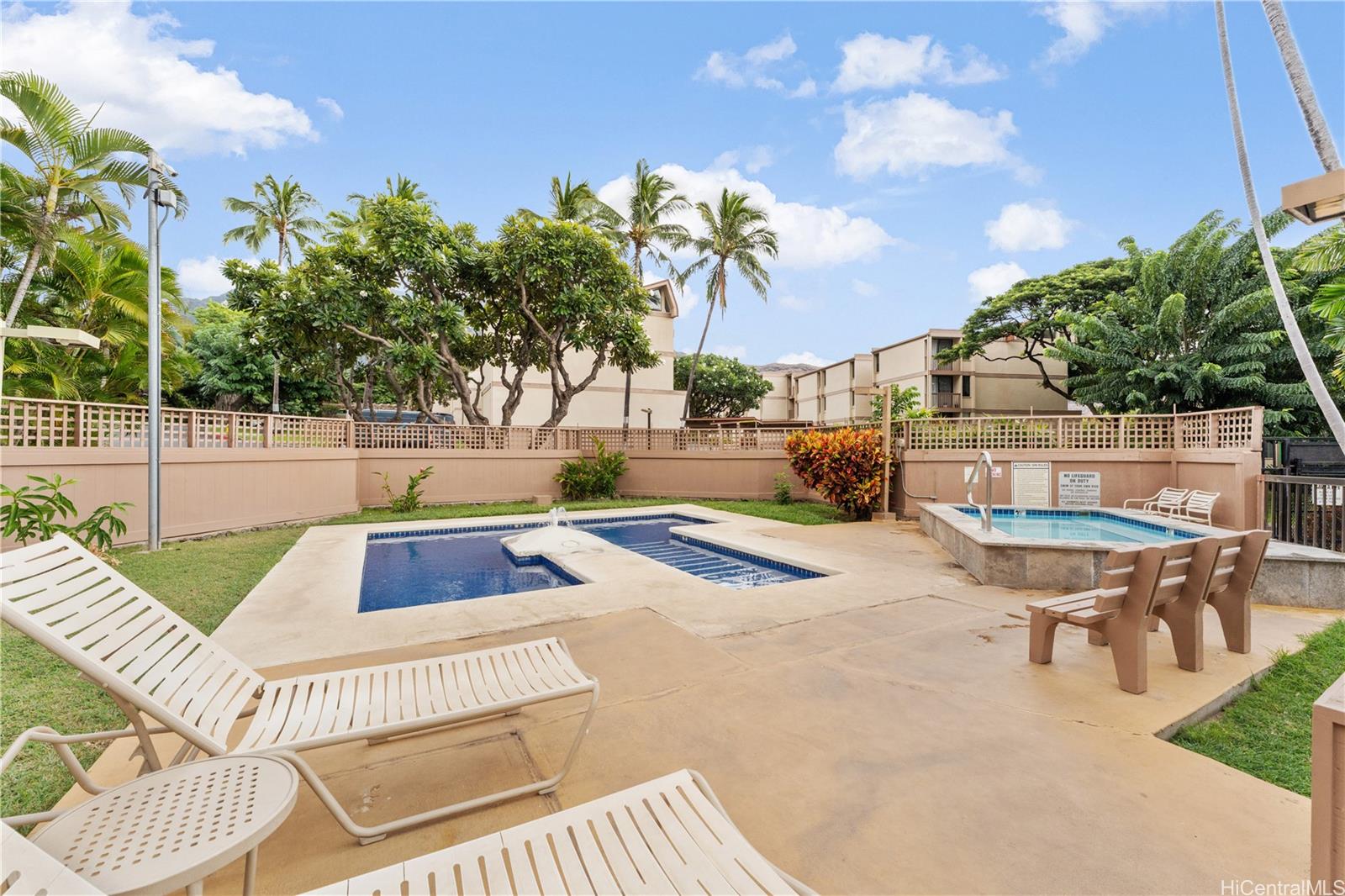 Makaha Valley Pltn condo # 11/44B, Waianae, Hawaii - photo 7 of 11