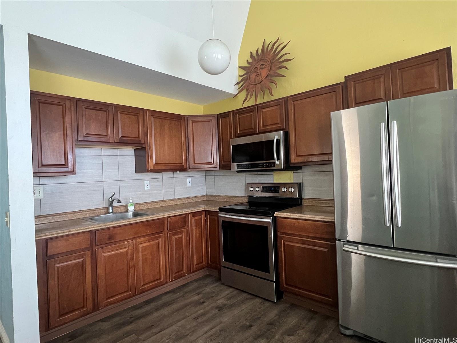 Makaha Valley Pltn condo # 45 C, Waianae, Hawaii - photo 4 of 9