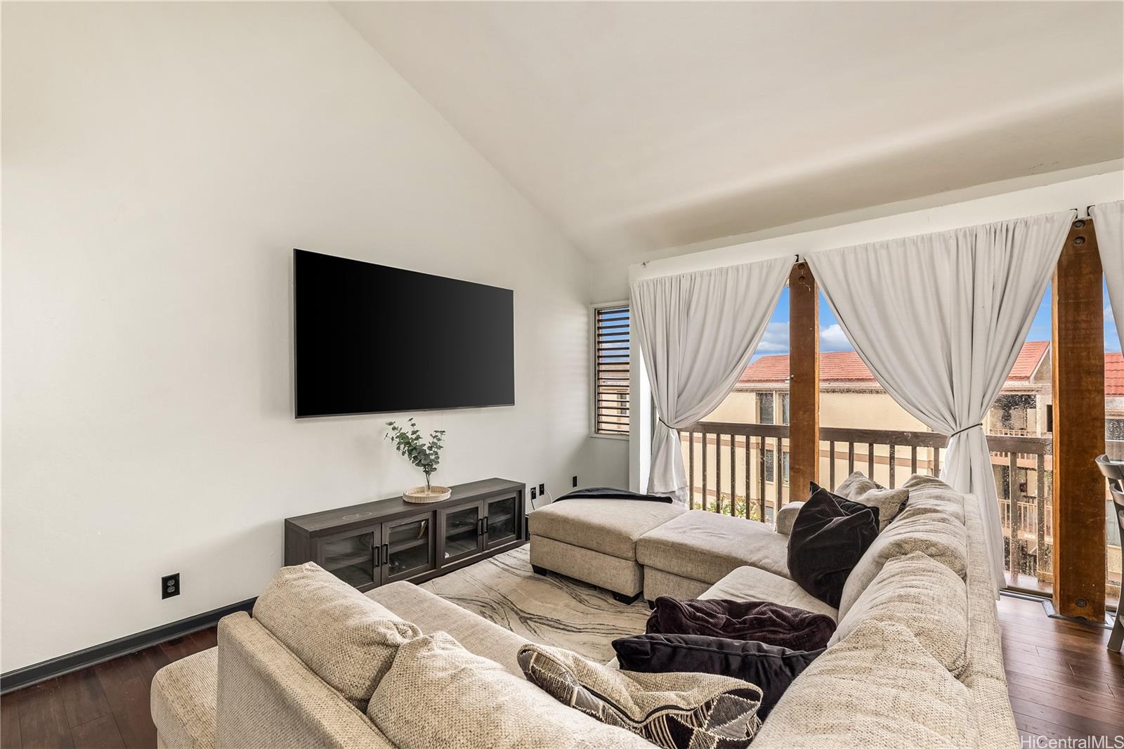 Makaha Valley Pltn condo # 72C, Waianae, Hawaii - photo 5 of 25