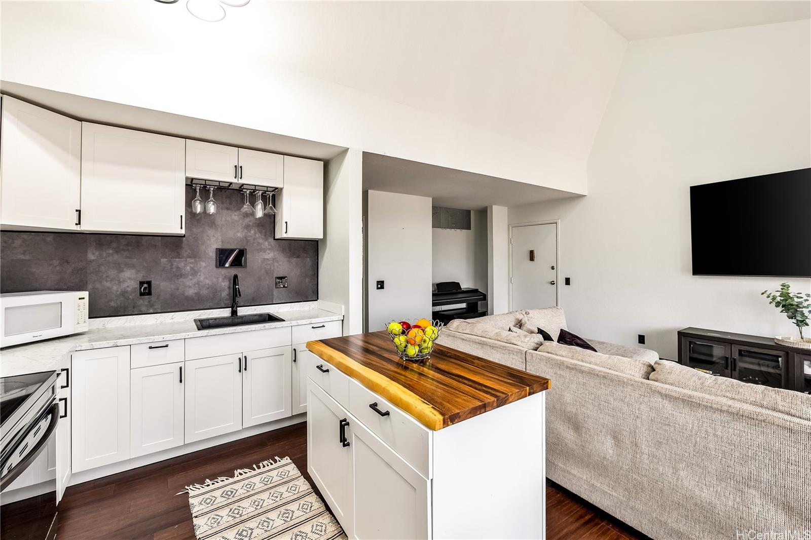 Makaha Valley Pltn condo # 72C, Waianae, Hawaii - photo 9 of 25