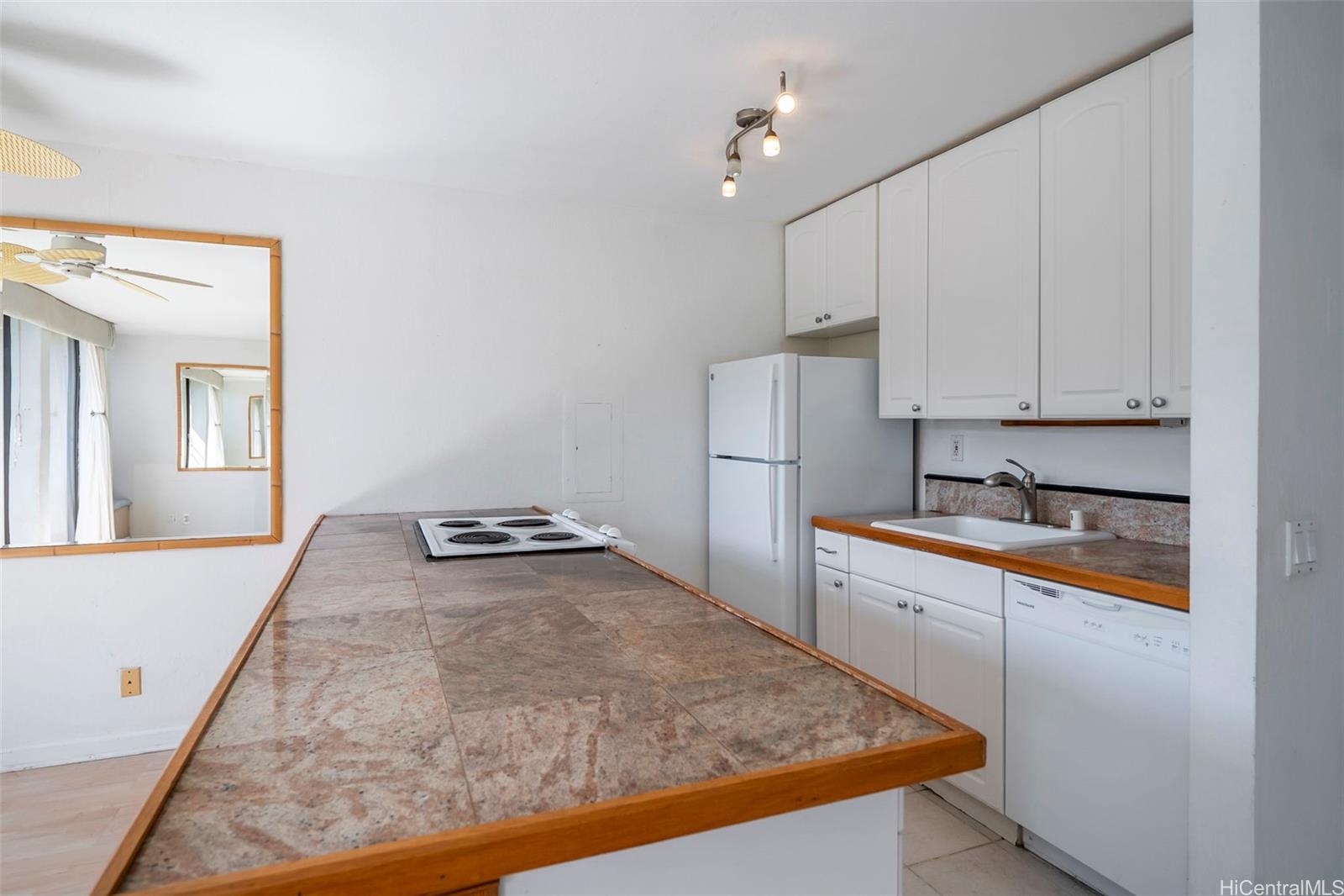 MAKAHA VALLEY PLTN condo # 74B, Waianae, Hawaii - photo 10 of 24