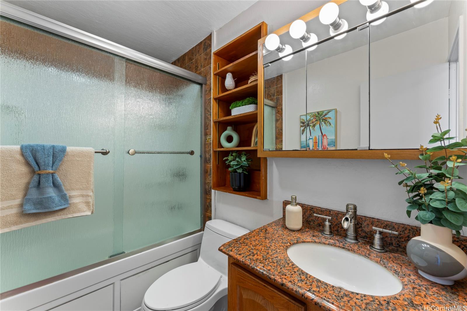 Makaha Valley Pltn condo # 2B, Waianae, Hawaii - photo 12 of 25