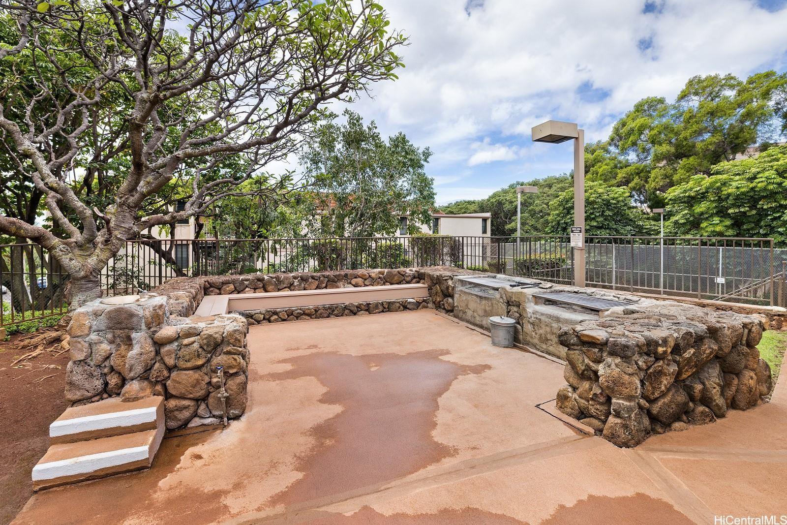 Makaha Valley Pltn condo # 4-B, Waianae, Hawaii - photo 17 of 25