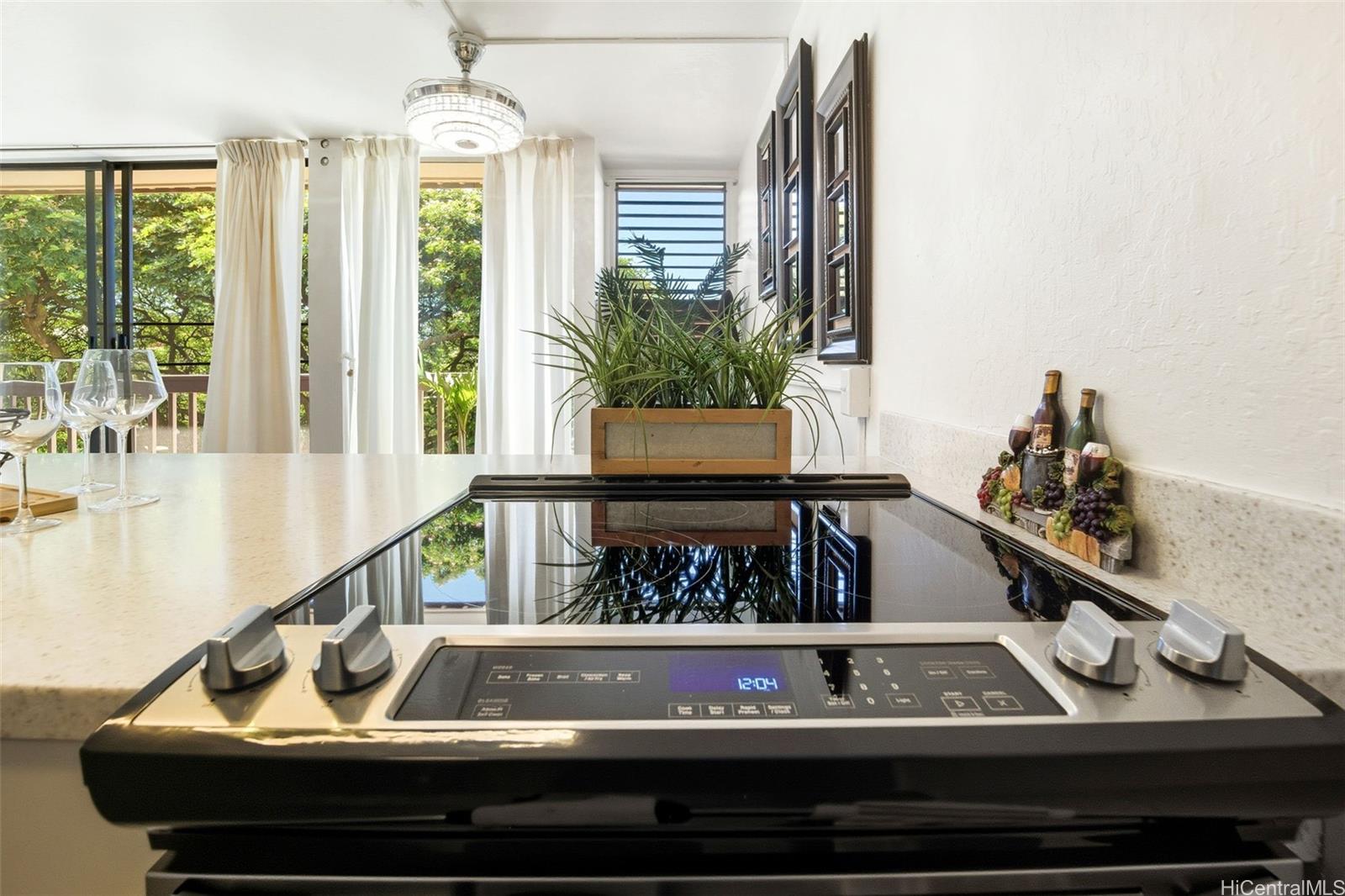 Makaha Valley Pltn condo # 515B, Waianae, Hawaii - photo 5 of 22