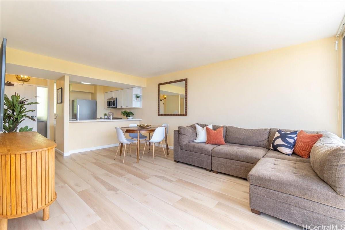 Makaha Valley Towers condo # 1031, Waianae, Hawaii - photo 10 of 16