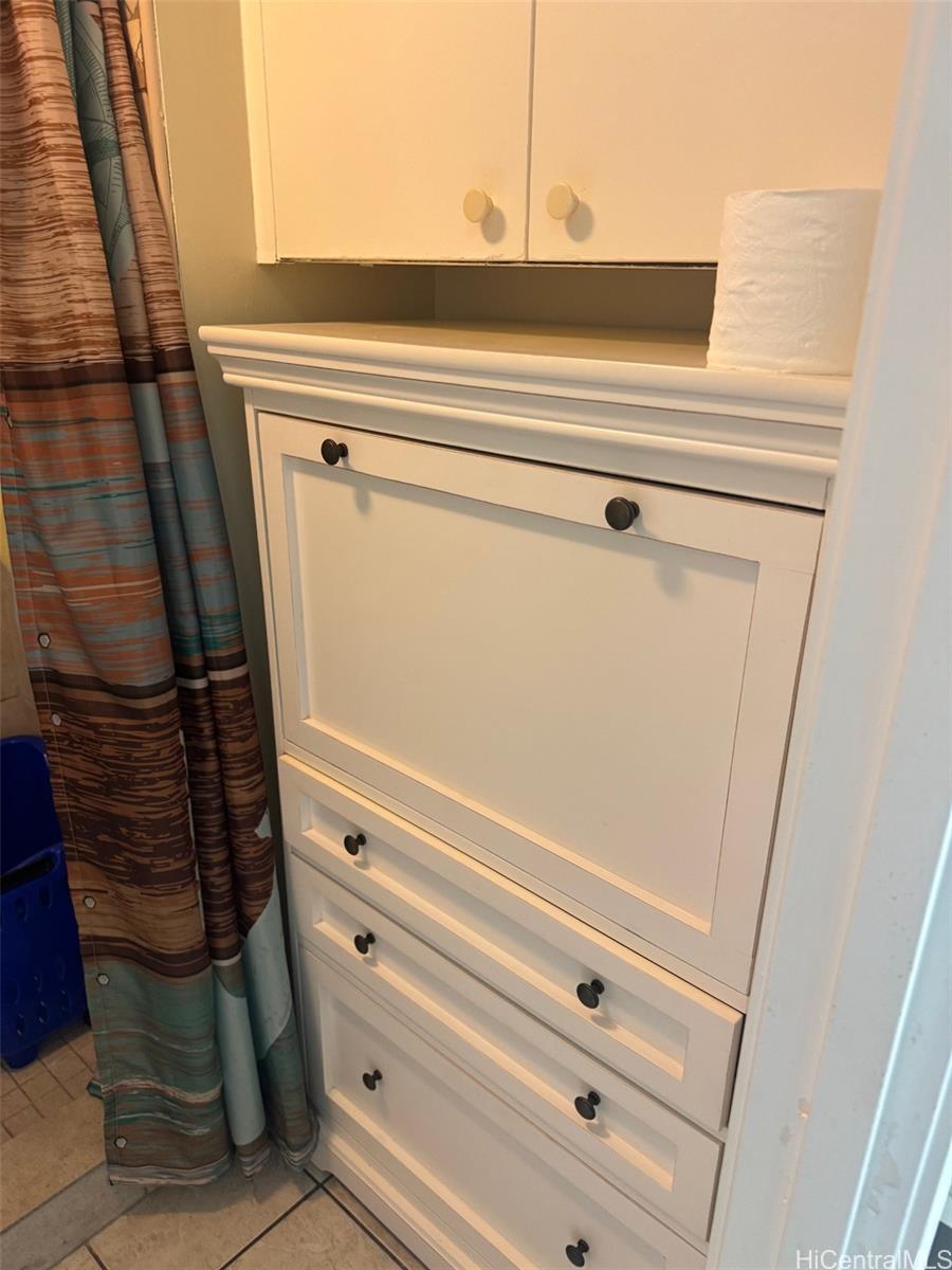 Makaha Valley Towers condo # 432, Waianae, Hawaii - photo 7 of 13