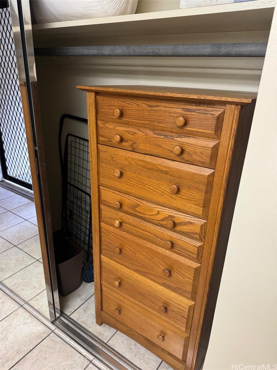 Makaha Valley Towers condo # 432, Waianae, Hawaii - photo 8 of 13