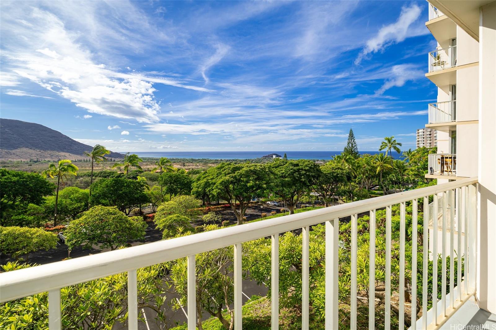 Makaha Valley Towers condo # 434, Waianae, Hawaii - photo 11 of 13