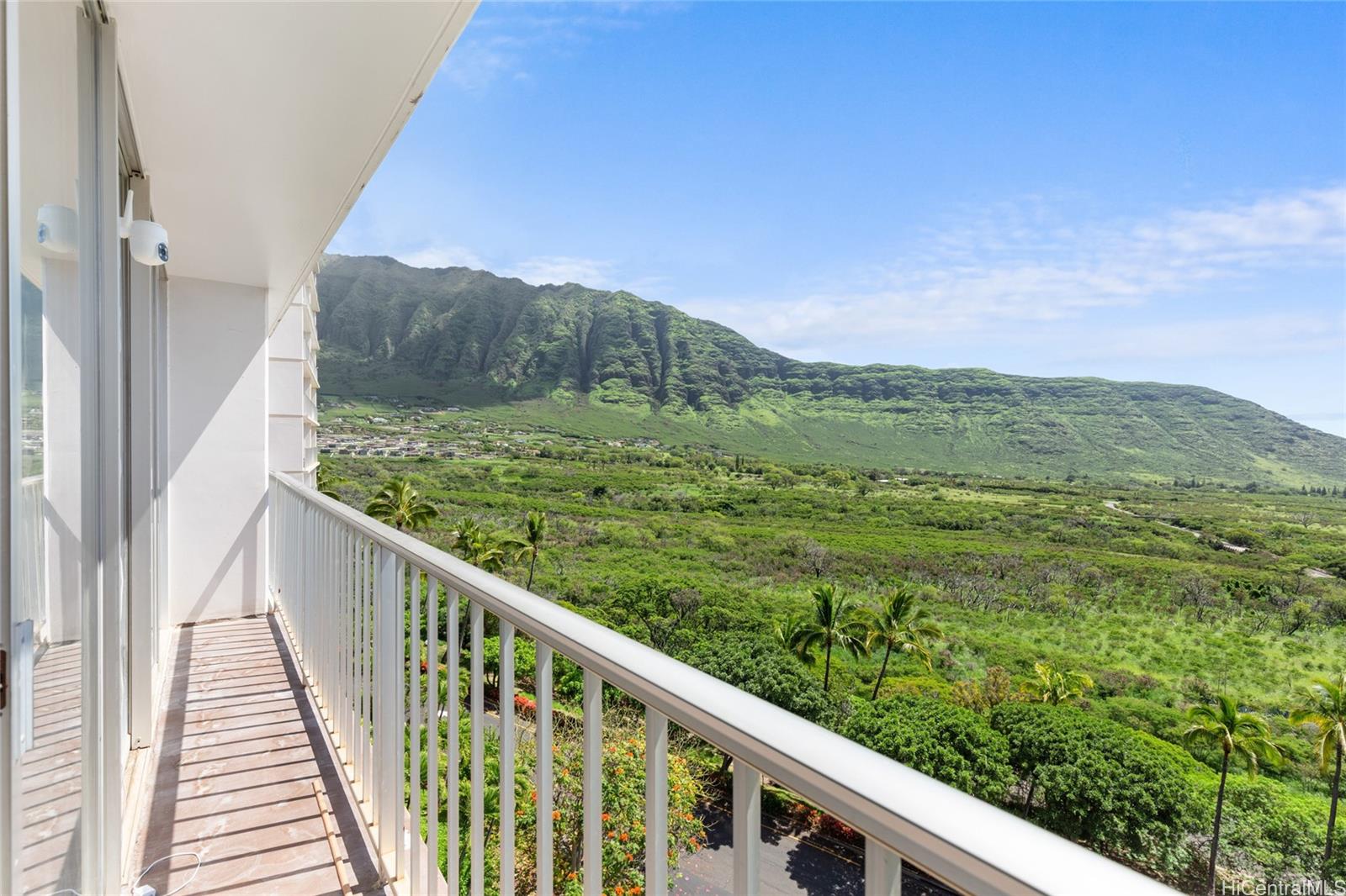 Makaha Valley Towers condo # J1034, Waianae, Hawaii - photo 12 of 25