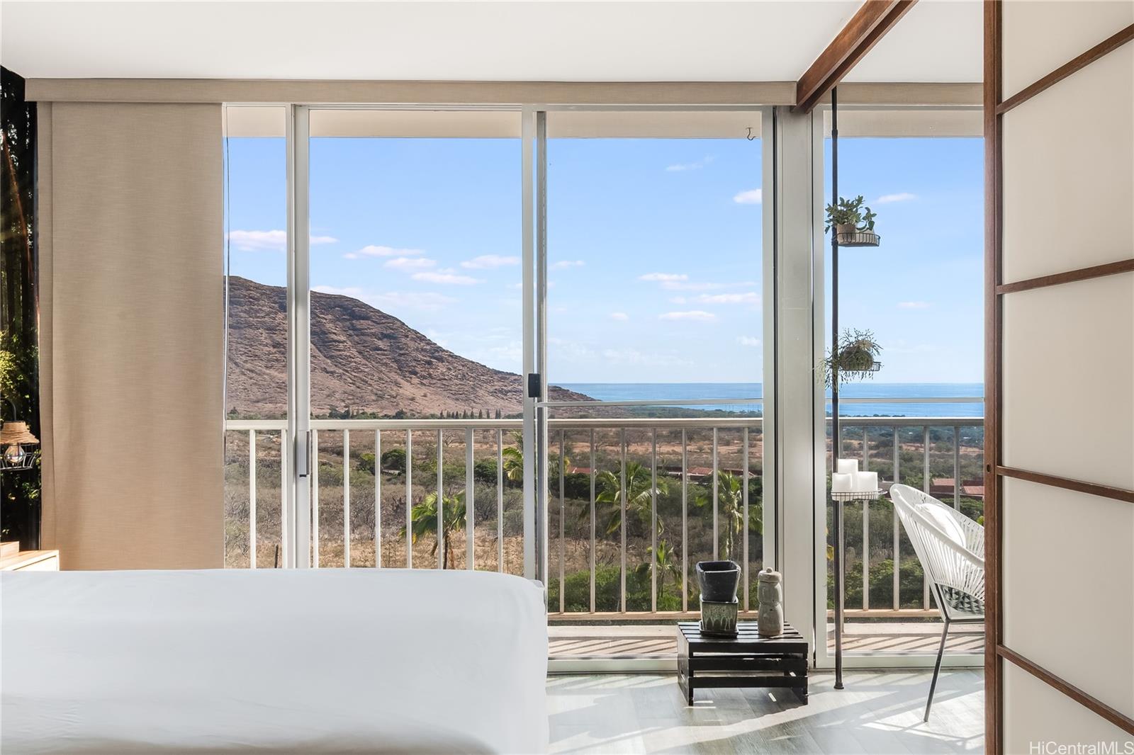 Makaha Valley Towers condo # J634, Waianae, Hawaii - photo 16 of 20