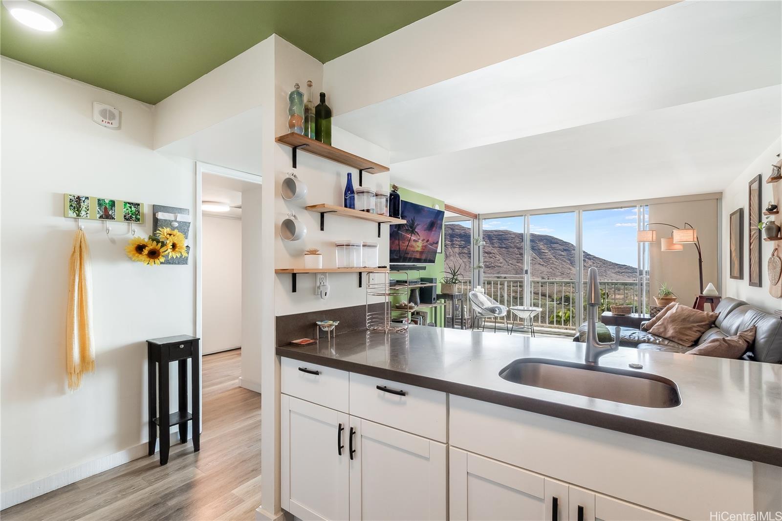 Makaha Valley Towers condo # J634, Waianae, Hawaii - photo 7 of 20