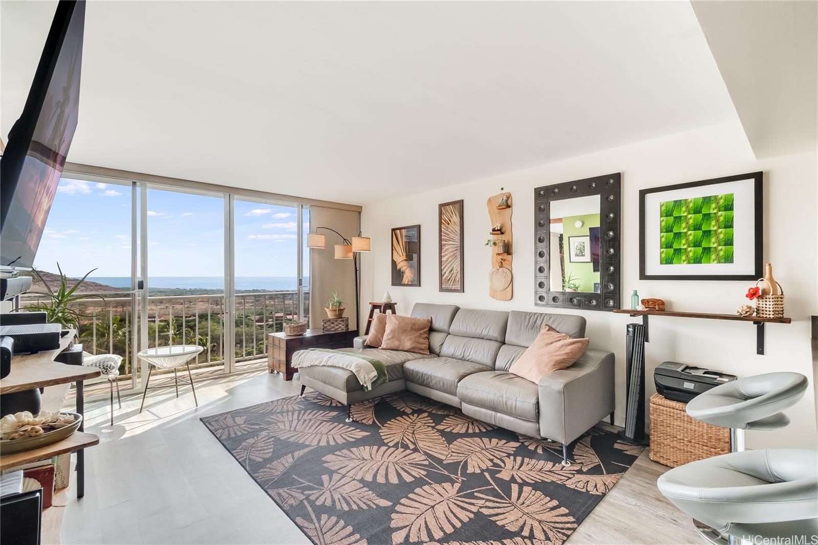 Makaha Valley Towers condo # J634, Waianae, Hawaii - photo 8 of 20