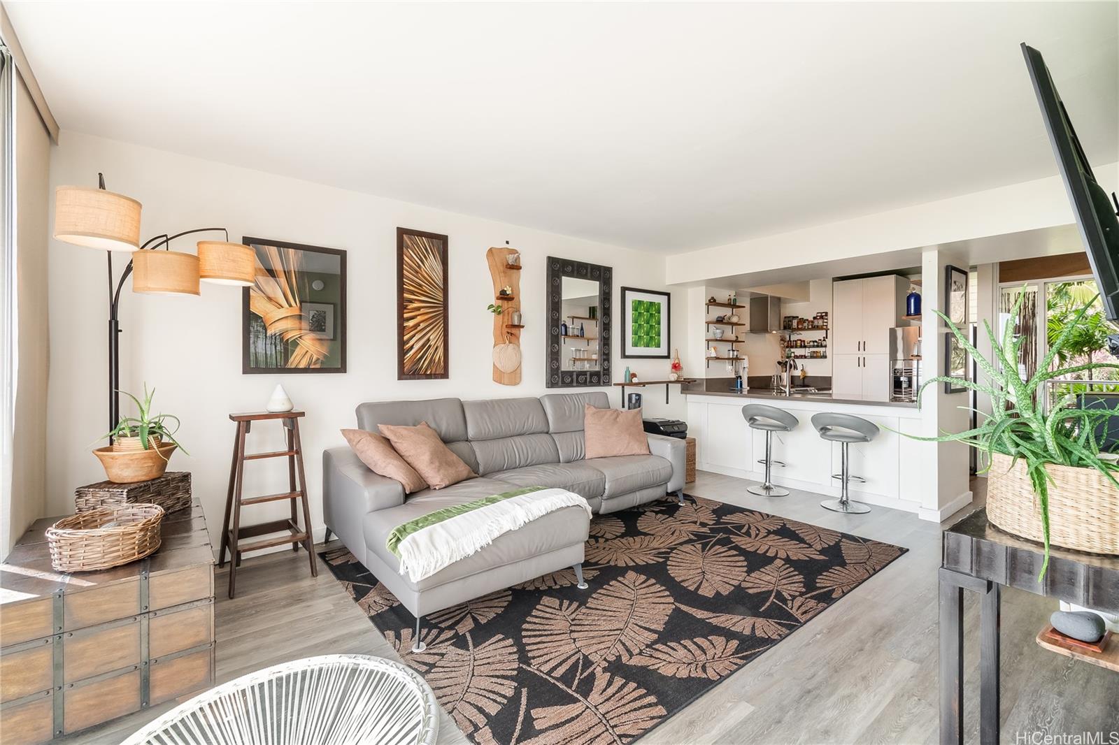 Makaha Valley Towers condo # J634, Waianae, Hawaii - photo 10 of 20