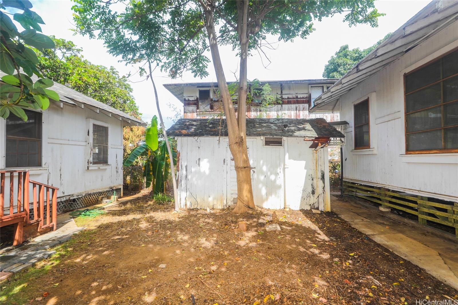 848  Mccully Street Mccully, Honolulu home - photo 14 of 25