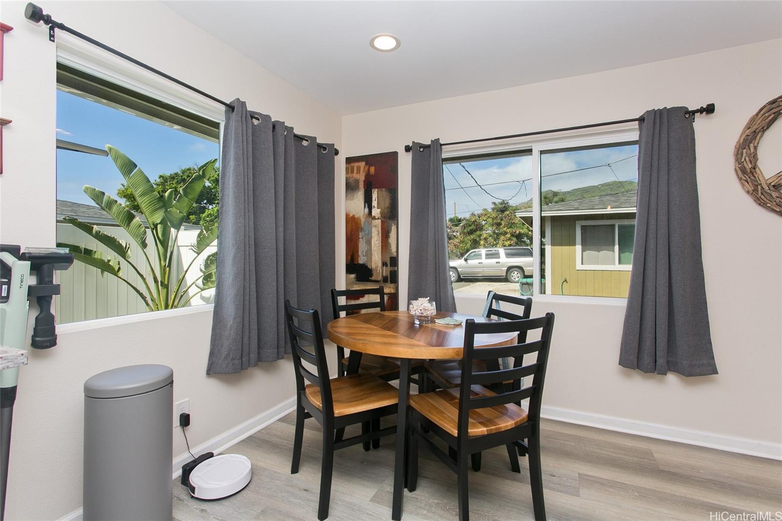 84-810  Farrington Hwy Makaha, Leeward home - photo 9 of 24