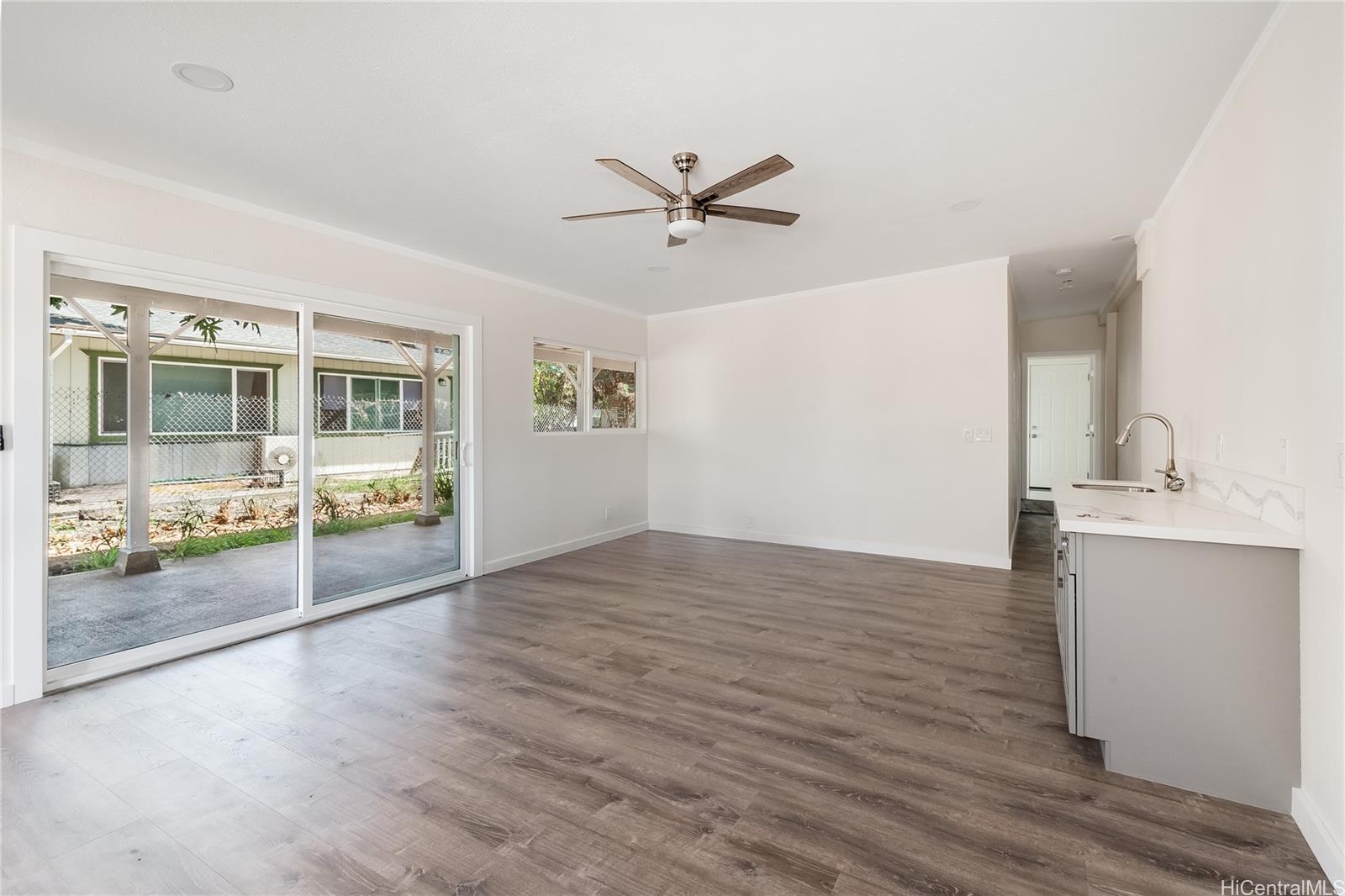 84-814  Farrington Hwy Makaha, Leeward home - photo 15 of 19