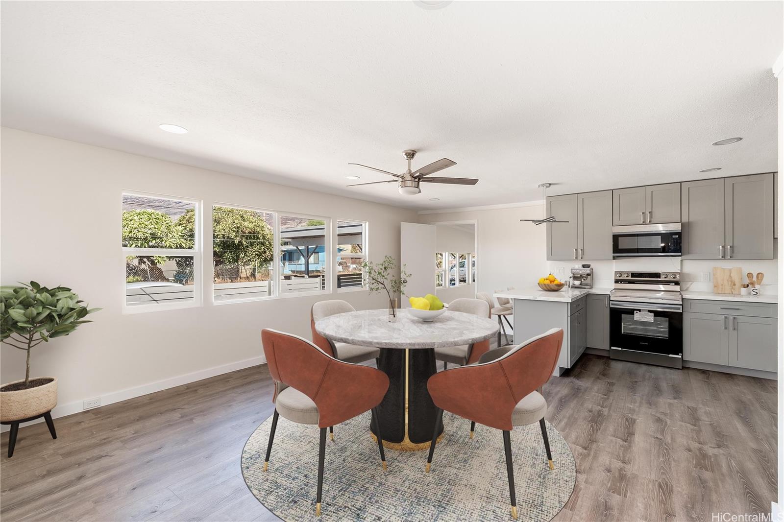 84-814  Farrington Hwy Makaha, Leeward home - photo 9 of 19