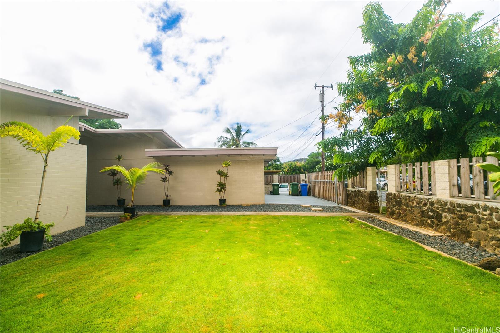 84-824  Fricke Street Makaha, Leeward home - photo 20 of 24