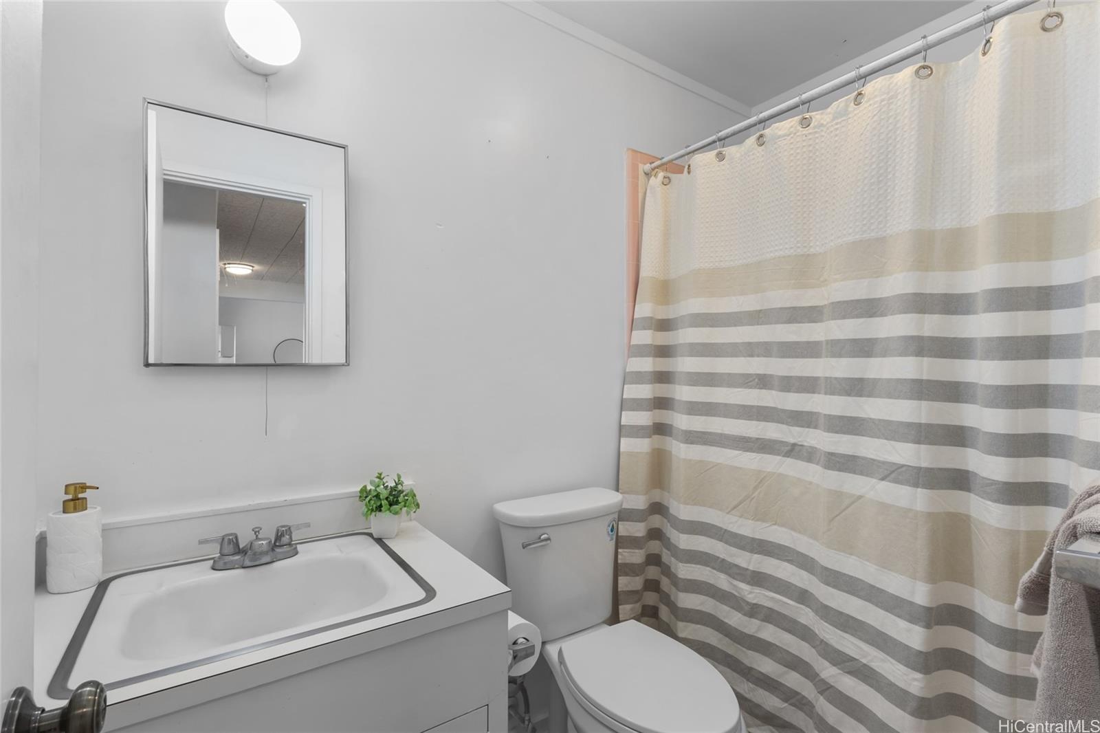 84-824  Fricke Street Makaha, Leeward home - photo 16 of 20