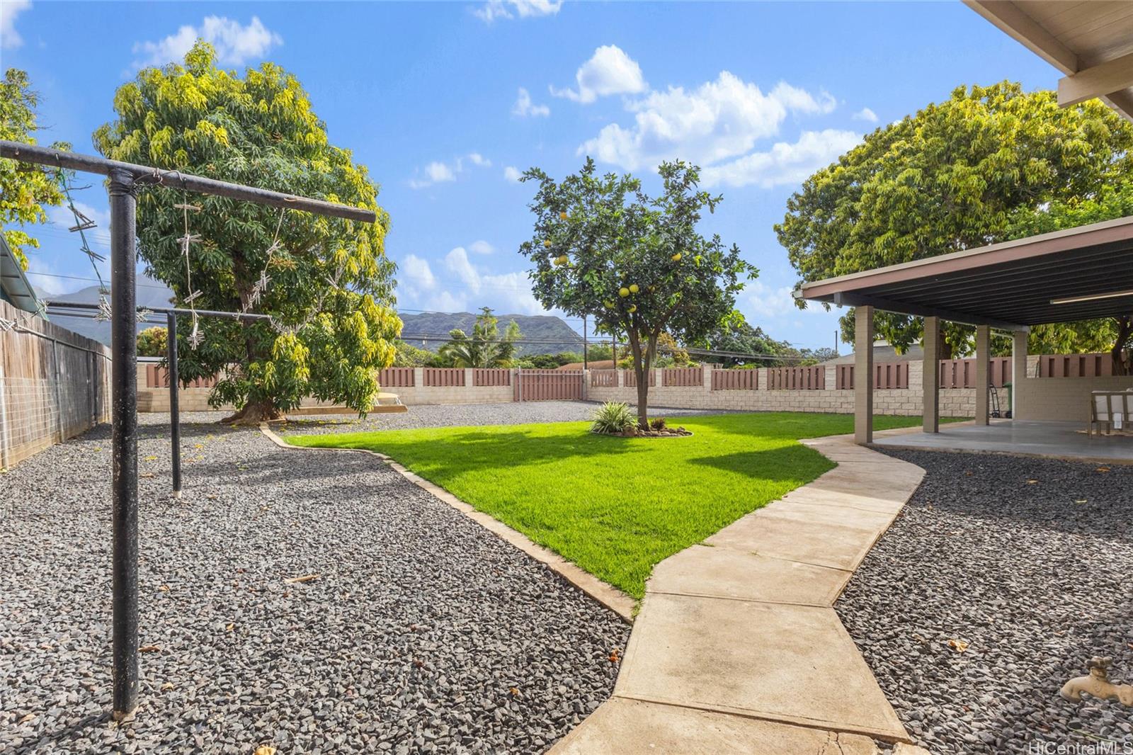 84-824  Fricke Street Makaha, Leeward home - photo 18 of 20