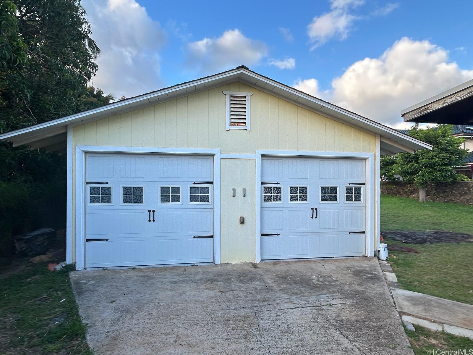 84-824  Moua Street Makaha, Leeward home - photo 11 of 14