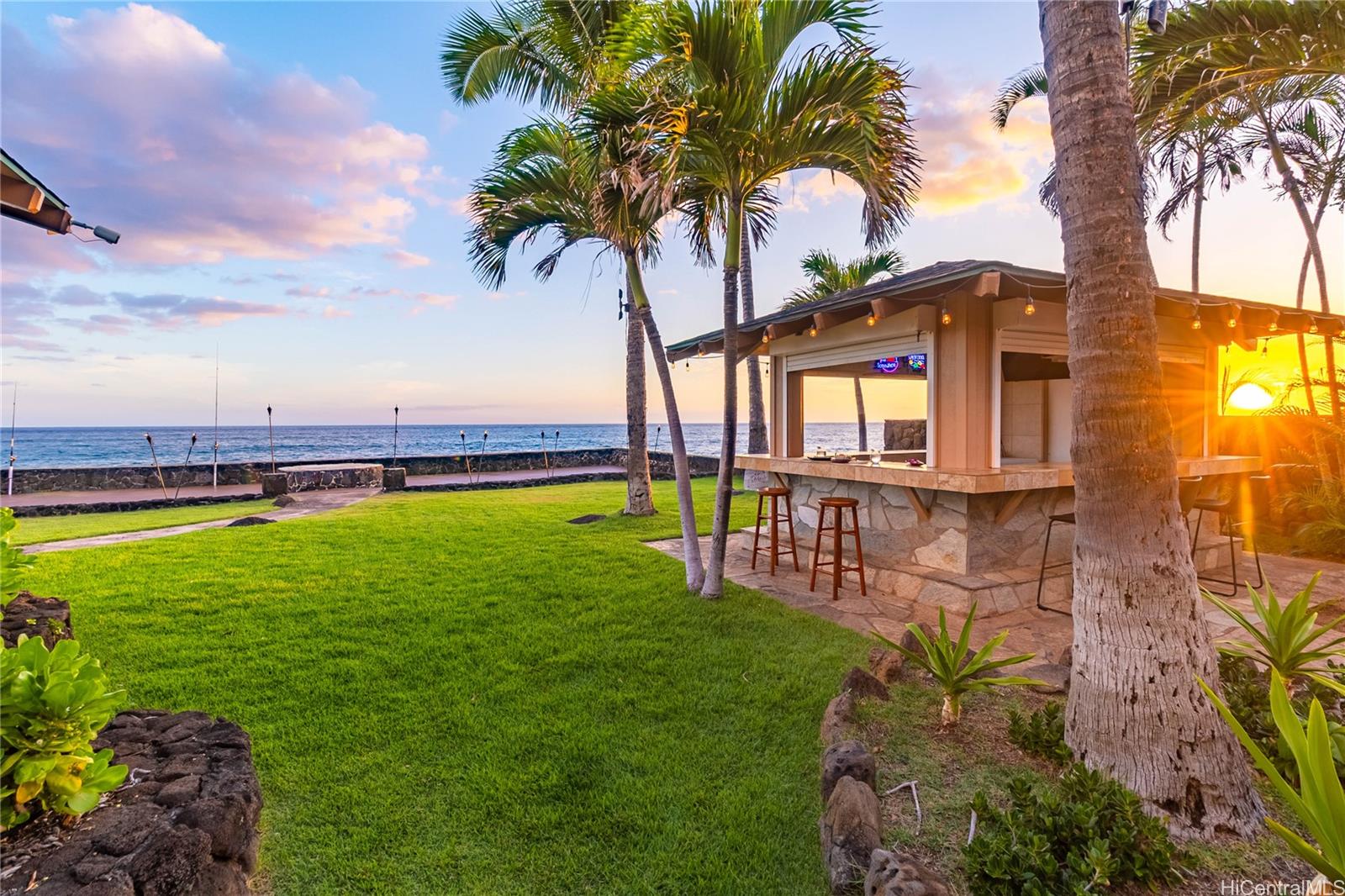 84-853  Moua Street Makaha, Leeward home - photo 22 of 25